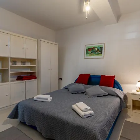 ヴィラ Blanka ポドゥゴラ